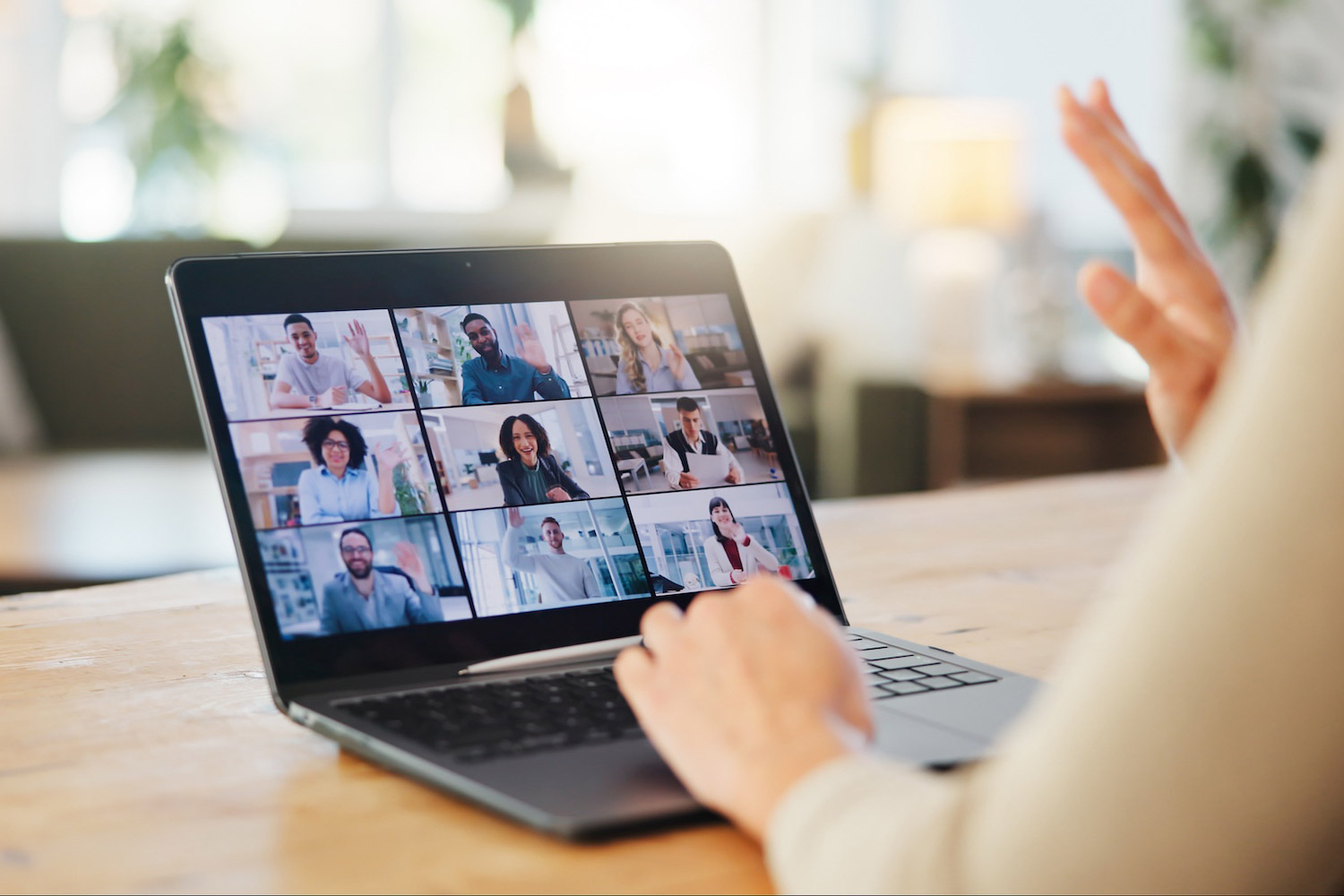 Webinar Strategy: Design a Webinar That Actually Works for You – and Converts